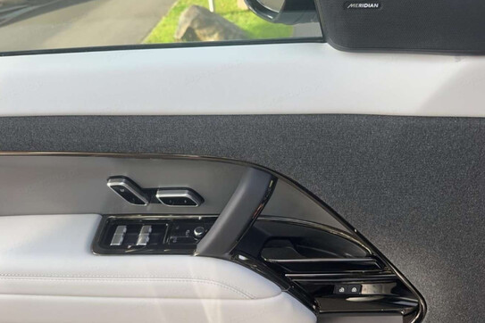 Land Rover Range Rover Sport S D300 SE