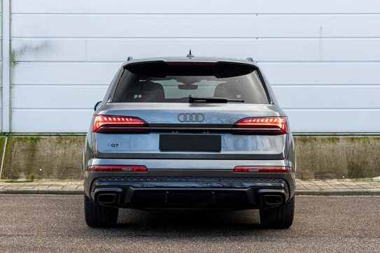 Audi Q7 60 TFSI e quattro S Line