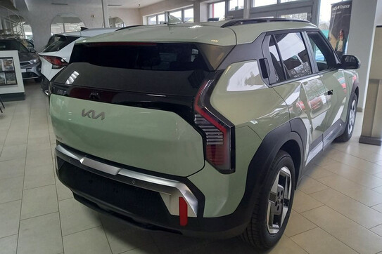 Kia EV3 81.4kWh Air