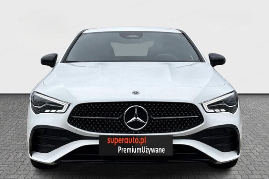 Mercedes CLA 200 AMG Line 7G-DCT
