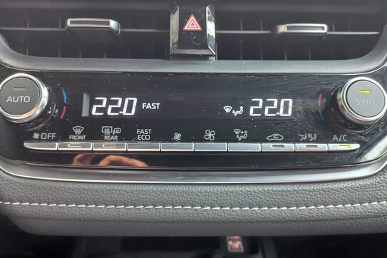 Suzuki Swace 1.8 Hybrid Elegance CVT