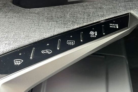 Peugeot 3008 Allure e-DCS 1.2 mHEV
