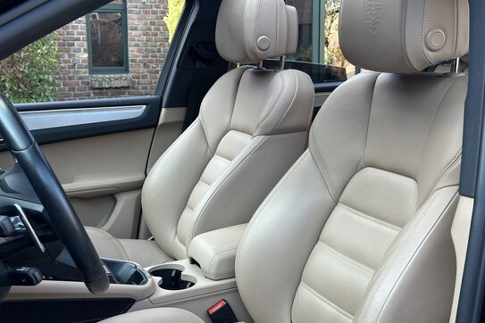 Porsche Macan S