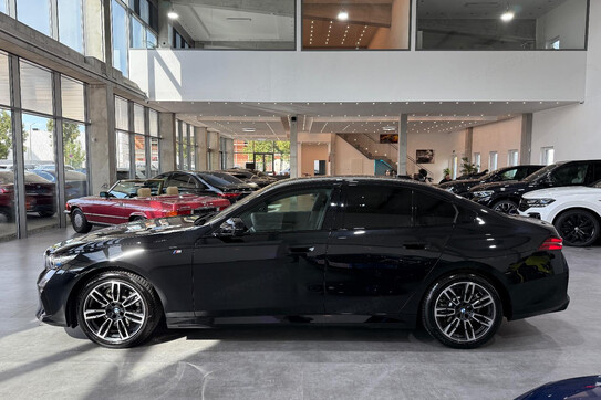 BMW Seria 5 520d M Sport