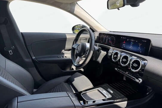 Mercedes CLA 200 Progressive