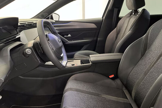Peugeot 308 GT e-DCS 1.2 mHEV