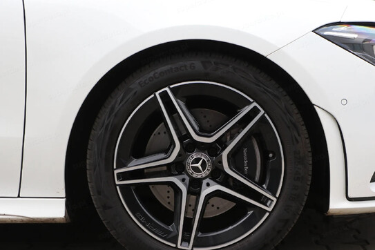 Mercedes CLA 200  AMG Line 7G-DCT