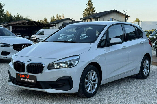 BMW Seria 2 216d aut