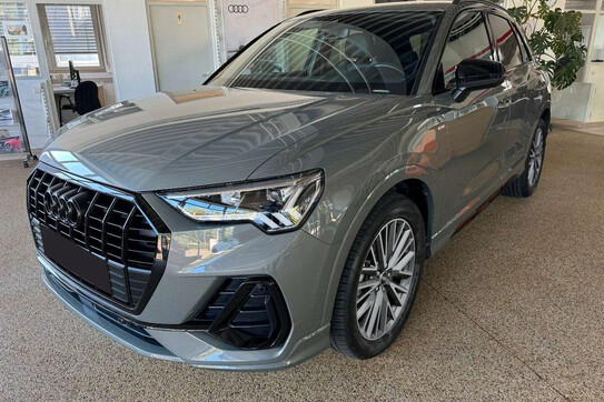 Audi Q3 35 TFSI S-Line