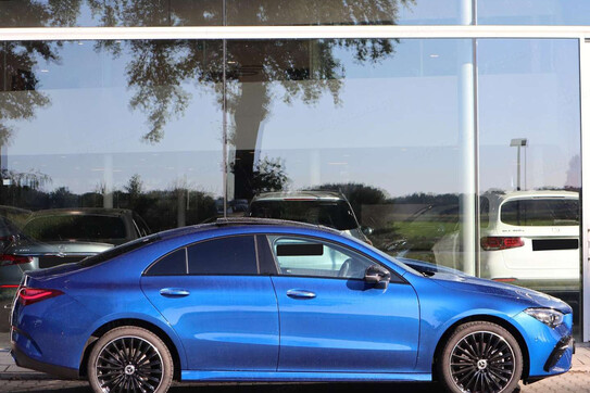 Mercedes CLA 220 4-Matic AMG Line