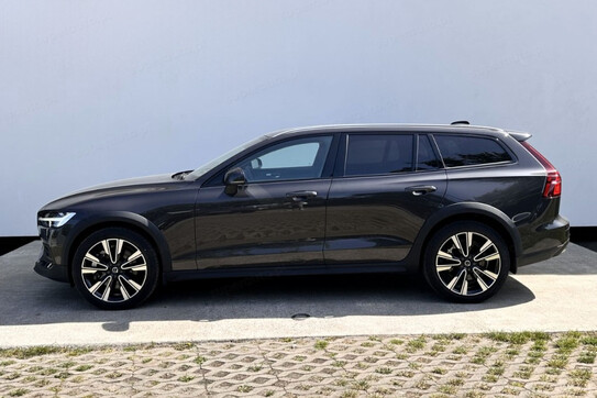Volvo V60 CC Plus B5 B AWD aut