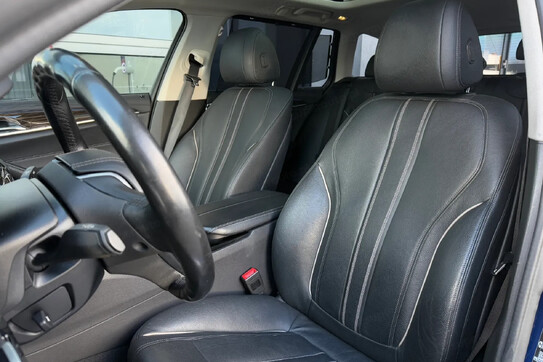 BMW Seria 5 Touring 520d xDrive Luxury Line