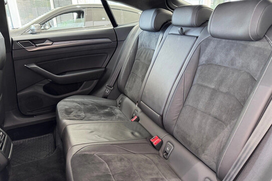 Volkswagen Arteon 2.0 TSI R-Line DSG