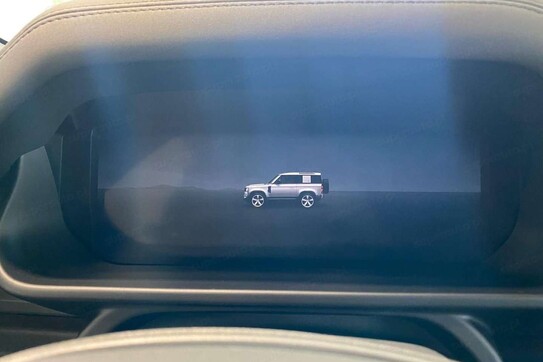 Land Rover Defender 110 X-Dynamic SE
