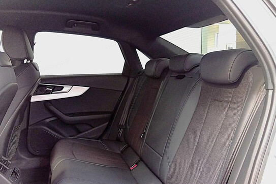 Audi A4 40 TDI quattro