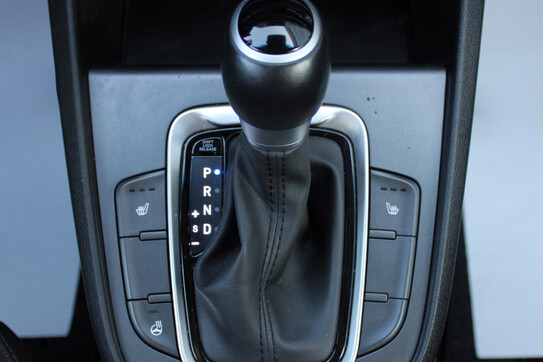 Hyundai Kona 1.6 GDI Hybrid Smart DCT