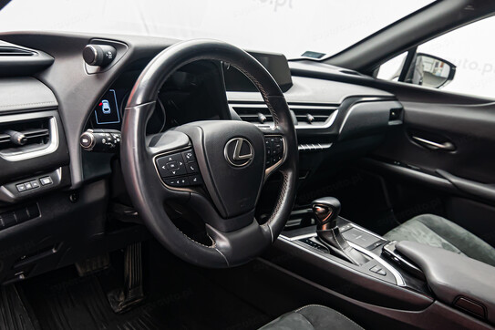 Lexus UX 200 2.0 2WD