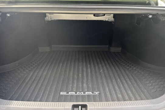 Toyota Camry Comfort 2.5 Hybrid  CVT