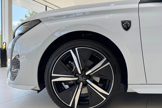 Peugeot 308 1.2 PureTech GT S&S EAT8
