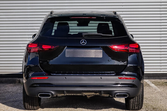 Mercedes GLA 200 AMG Line