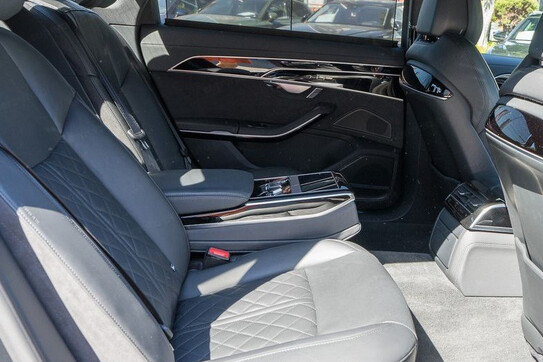 Audi A8 L 60 TFSI quattro S Line