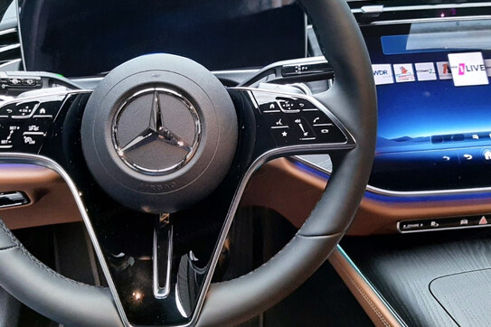 Mercedes E Klasa 200 4-Matic Avantgarde