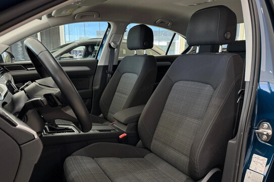 Volkswagen Passat 1.5 TSI EVO Business