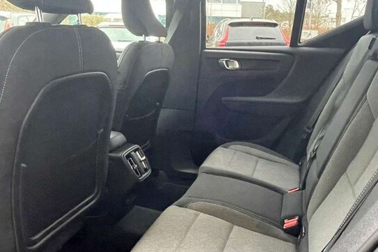 Volvo XC40 B3 Plus Dark
