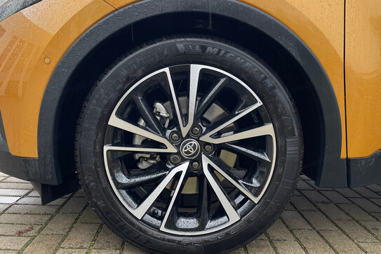 Toyota C-HR 2.0 Hybrid Executive Premiere Edition AWD