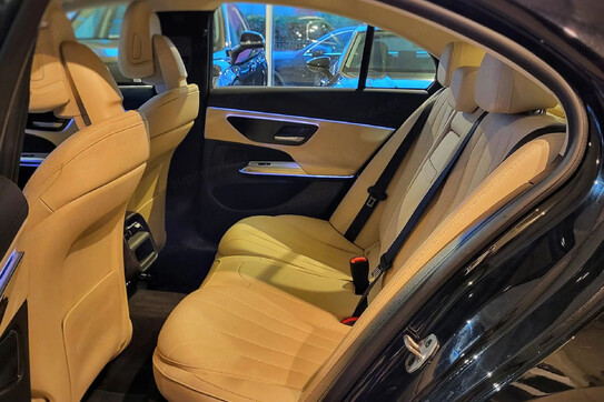 Mercedes E Klasa 200 4-Matic Avantgarde 9G-Tronic