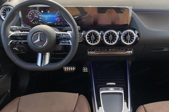 Mercedes GLA 220  4-Matic AMG Line