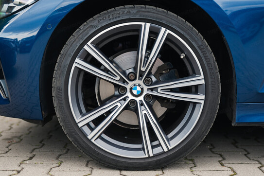 BMW Seria 3 320d xDrive Luxury Line