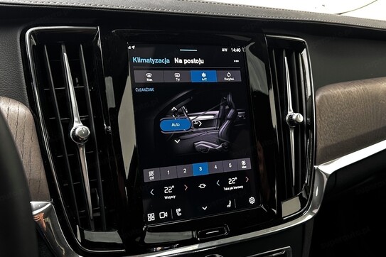 Volvo S90 T8 AWD Plug-In Hybrid Ultimate Dark aut