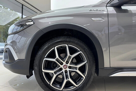 Fiat Tipo 1.6 MultiJet Cross