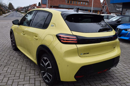 Peugeot 208 e-208 GT 54kWh