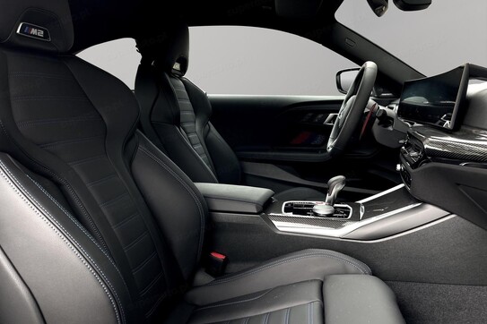BMW Seria 2 M2