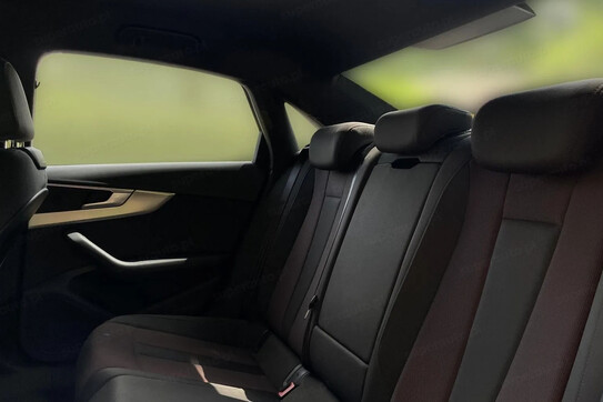 Audi A4 40 TFSI S Line S tronic
