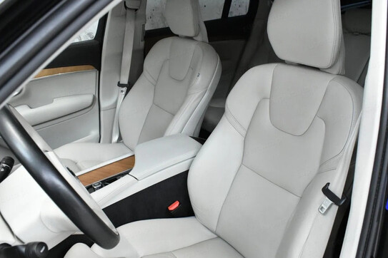 Volvo XC90 B5 D AWD Inscription 7os aut