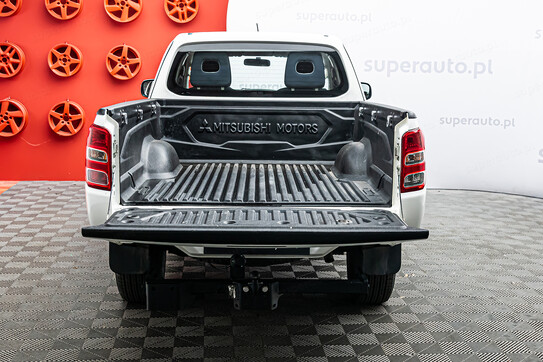 Mitsubishi L 200 2.4 d