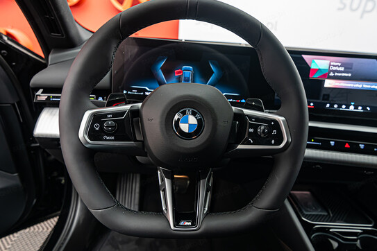BMW Seria 5 Touring 520d xDrive M Sport