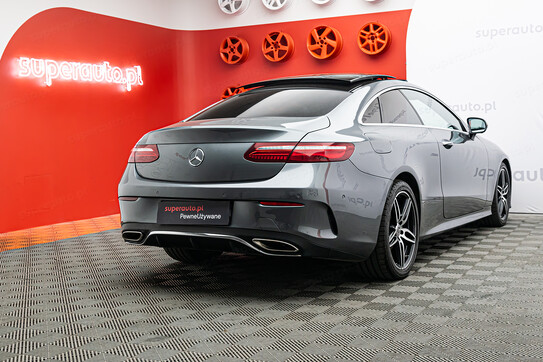 Mercedes E Klasa E 300 Coupe 2.0 9G-TRONIC
