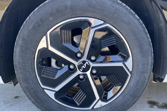 Kia Niro 1.6 GDI Hybrid L Business Line