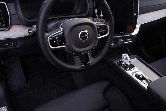 Volvo XC90 T8 AWD Plug-In Hybrid Plus Bright 7os