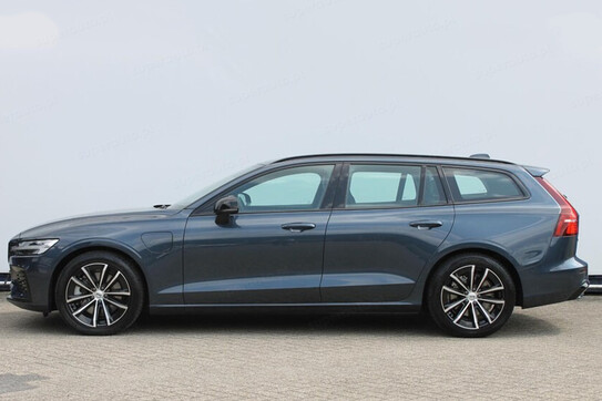 Volvo V60 T6 AWD Plug-In Hybrid Plus Dark