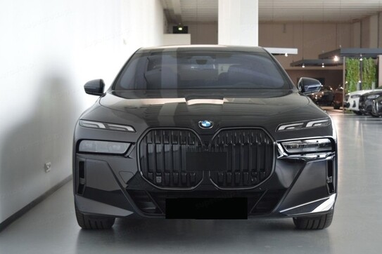 BMW Seria 7 740d xDrive M Sport