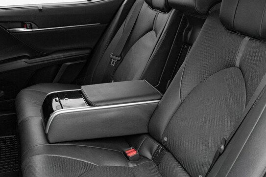 Toyota Camry Executive CVT