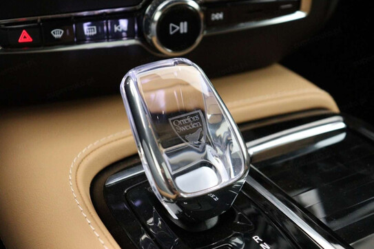 Volvo V60 T6 AWD Plug-In Hybrid Plus Dark