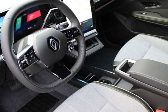 Renault Scenic EV87 Techno Long Range