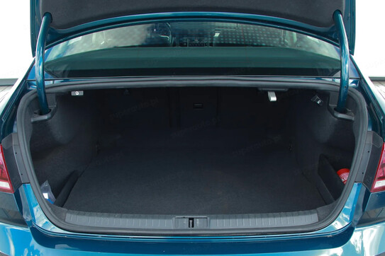 Volkswagen Passat 1.5 TSI EVO Business