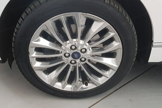 Ford Edge 2.0 EcoBlue Twin-Turbo 4WD Vignale aut